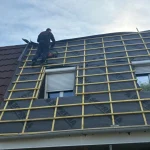 rénovation complète d’une toiture avec tuiles decra galvanisé Pose de demis chevron pose d’une isolation en 45mm pose d’écran sous toiture pose de contre liteaux pose de liteaux puis pose de la tuiles devra galvanisé a Fosses 95470 - vue generale