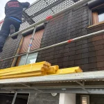 rénovation complète d’une toiture avec tuiles decra galvanisé Pose de demis chevron pose d’une isolation en 45mm pose d’écran sous toiture pose de contre liteaux pose de liteaux puis pose de la tuiles devra galvanisé Fosses 95470 - finitions